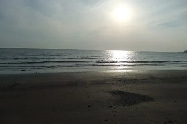 岩井海岸に沈む夕日